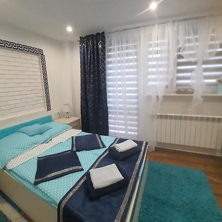 Apartamenty Centrum Mala Dwojeczka Blekitna Panoramiczna Balkonem Promenada เคียลเซ ภายนอก รูปภาพ