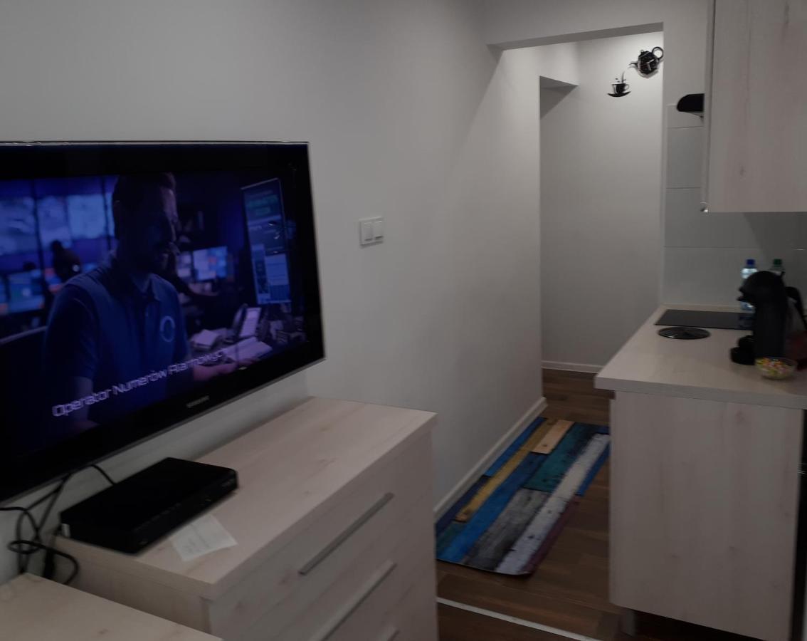 Apartamenty Centrum Mala Dwojeczka Blekitna Panoramiczna Balkonem Promenada เคียลเซ ภายนอก รูปภาพ