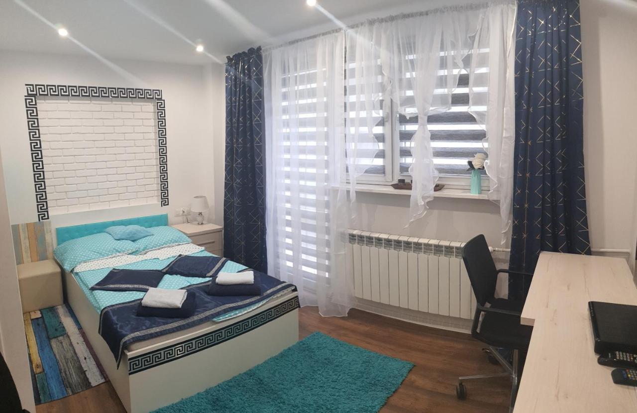 Apartamenty Centrum Mala Dwojeczka Blekitna Panoramiczna Balkonem Promenada เคียลเซ ภายนอก รูปภาพ